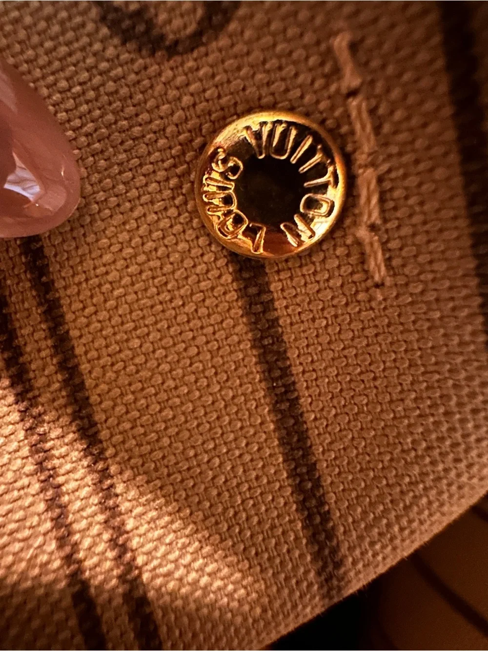 Authentic Louis Vuitton Neverfull Monogram Canvas Tote with Vachetta Trim - Picture 8 of 16